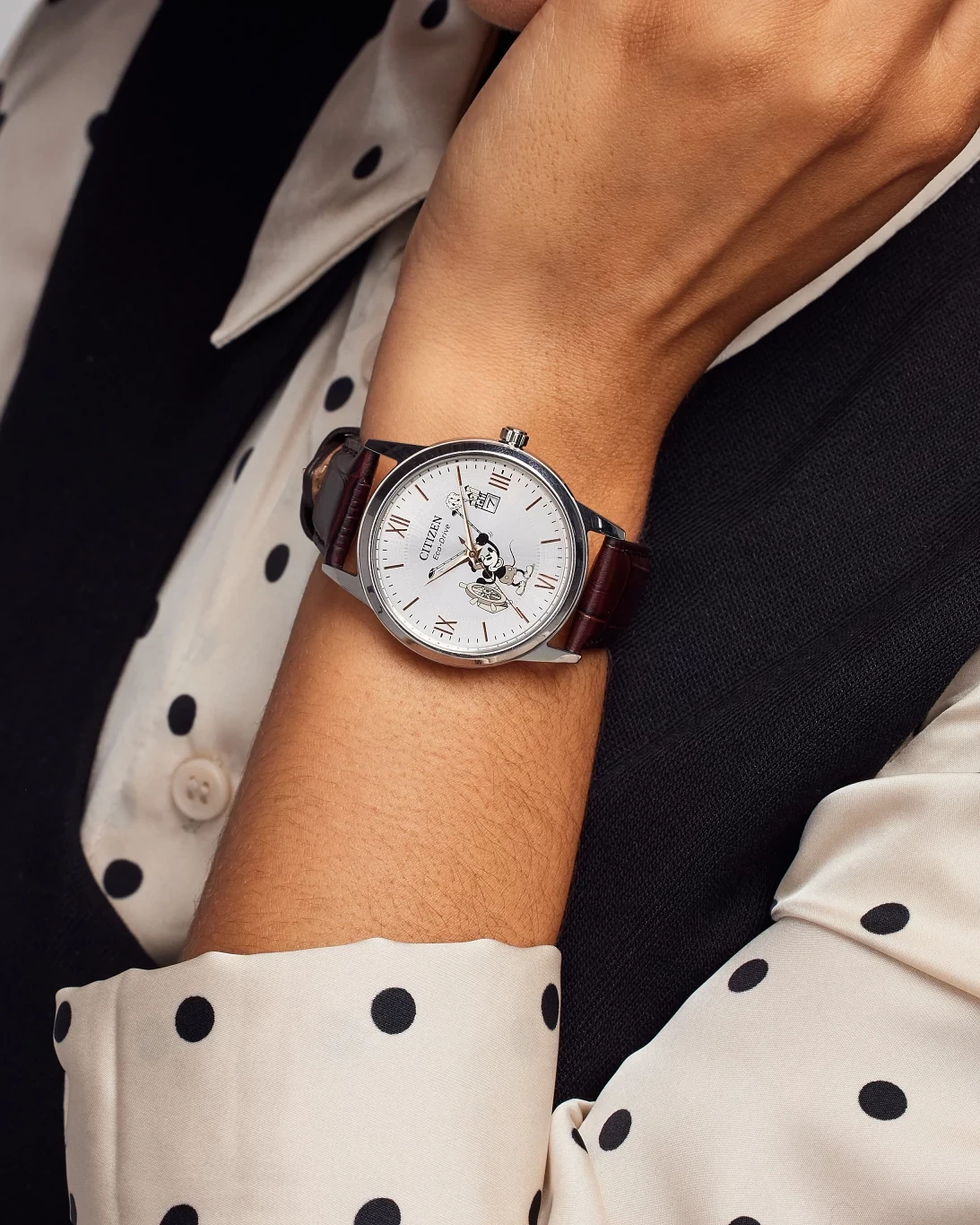 Steamboat Willie 1928 Silver-Tone Dial Leather Strap AW1788-07W